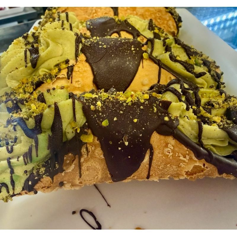 Pistachio Cannoli